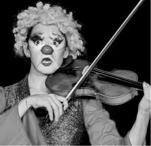 Portrait de Clara Urio, clownesse